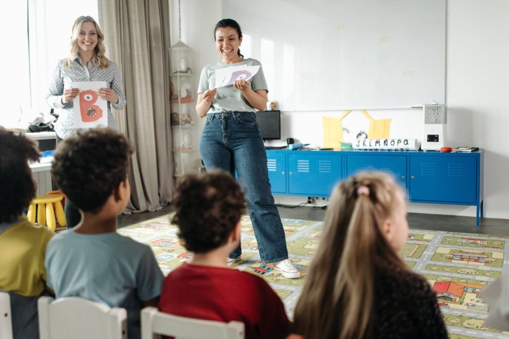 Picture Prompts ESL Classroom